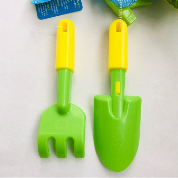 Melissa & Doug | Garden Toy Set NWT - Picture 7 of 7